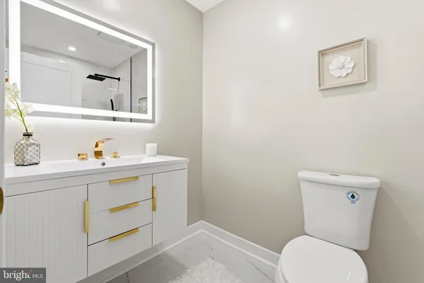 $1,199,990 | 1840 Post Oak Trail, Reston, VA 20191