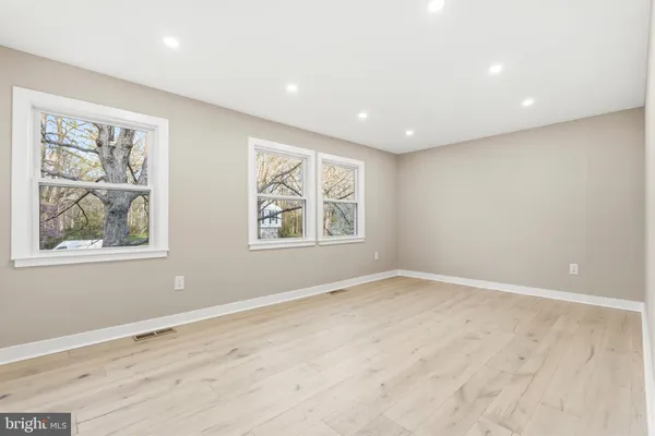 $1,199,990 | 1840 Post Oak Trail, Reston, VA 20191