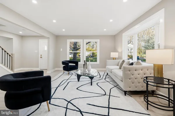 $1,199,990 | 1840 Post Oak Trail, Reston, VA 20191