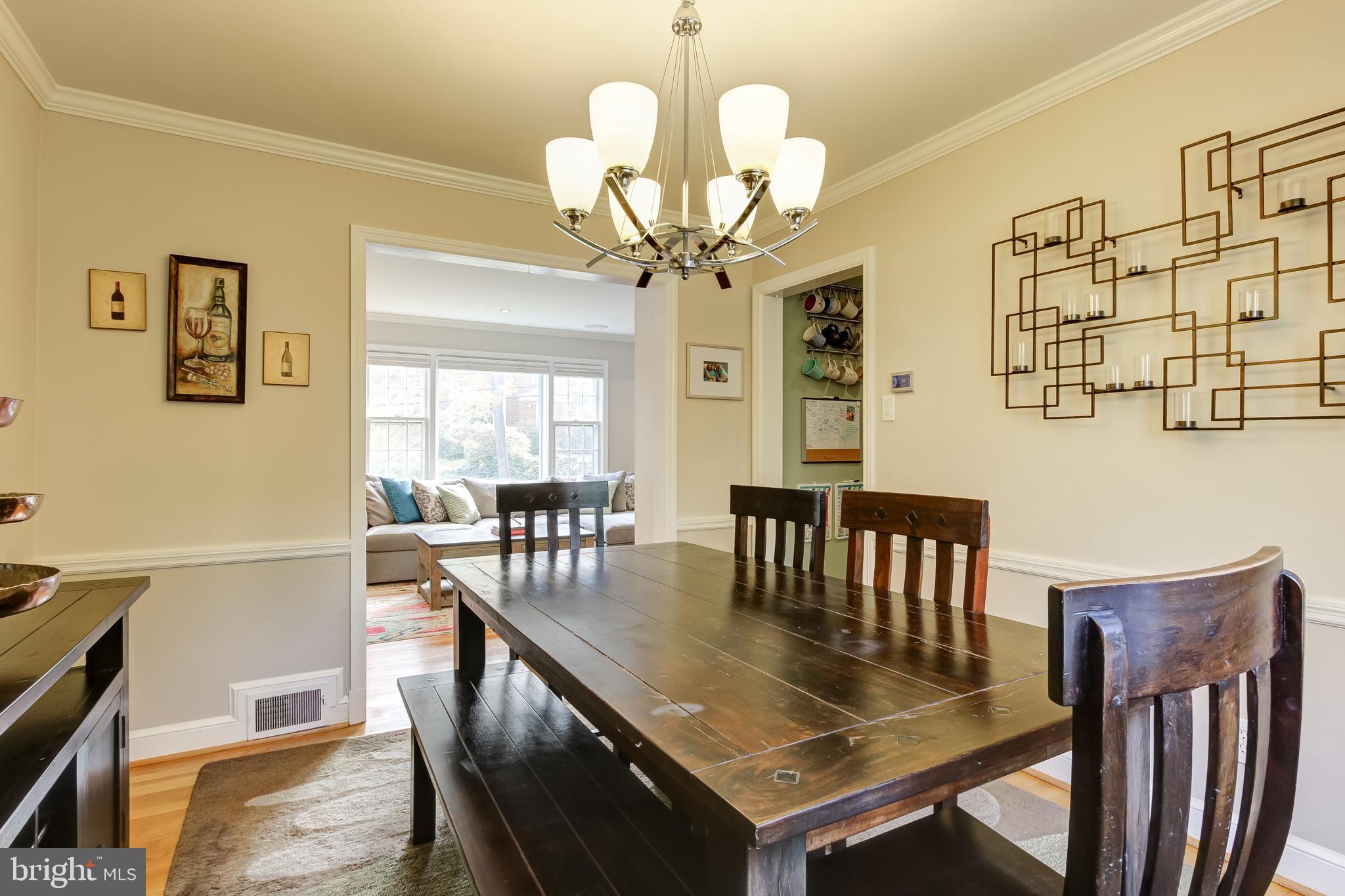 405 Mansfield Road Silver Spring, MD 20910 - Photo 11 of 47 Dining Room connects to kitchen and living room