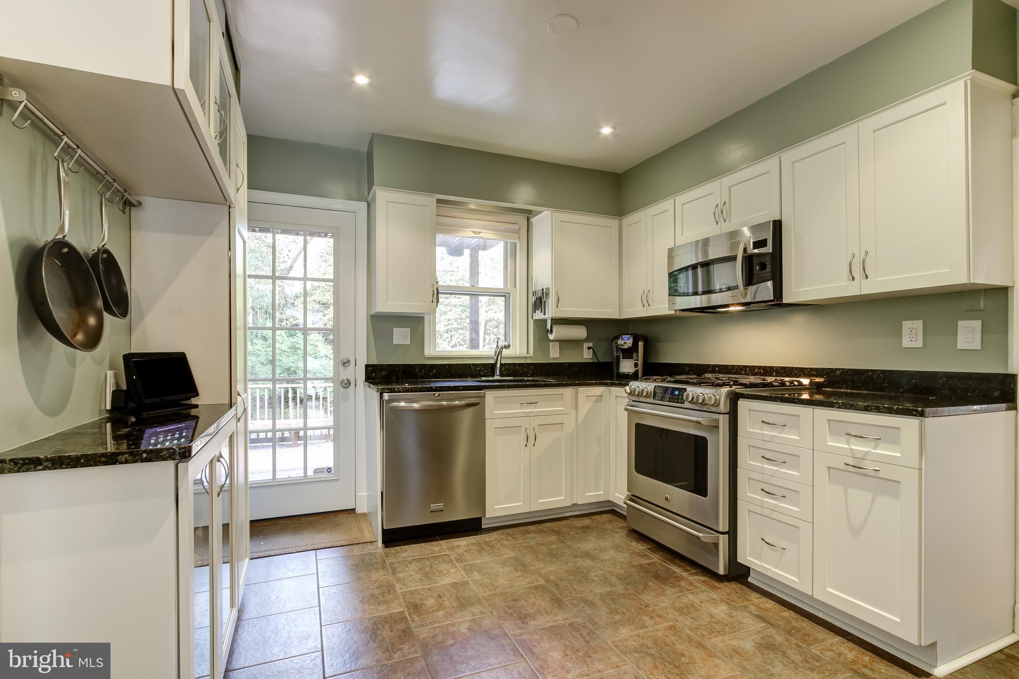 405 Mansfield Road Silver Spring, MD 20910 - Photo 16 of 47 Recently Renovated Kitchen