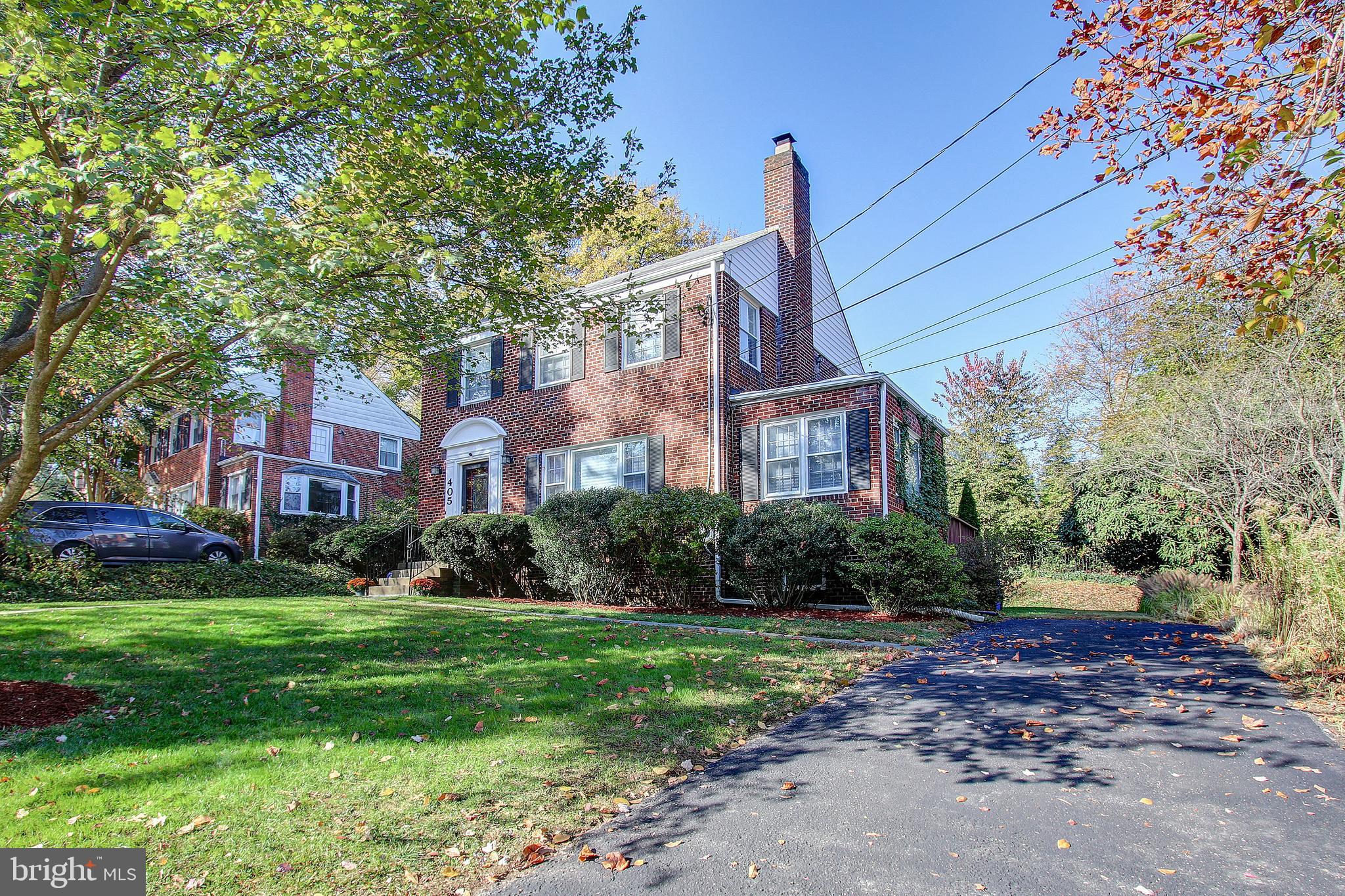 405 Mansfield Road Silver Spring, MD 20910 - Photo 3 of 47 Here's the driveway that's been on your list!