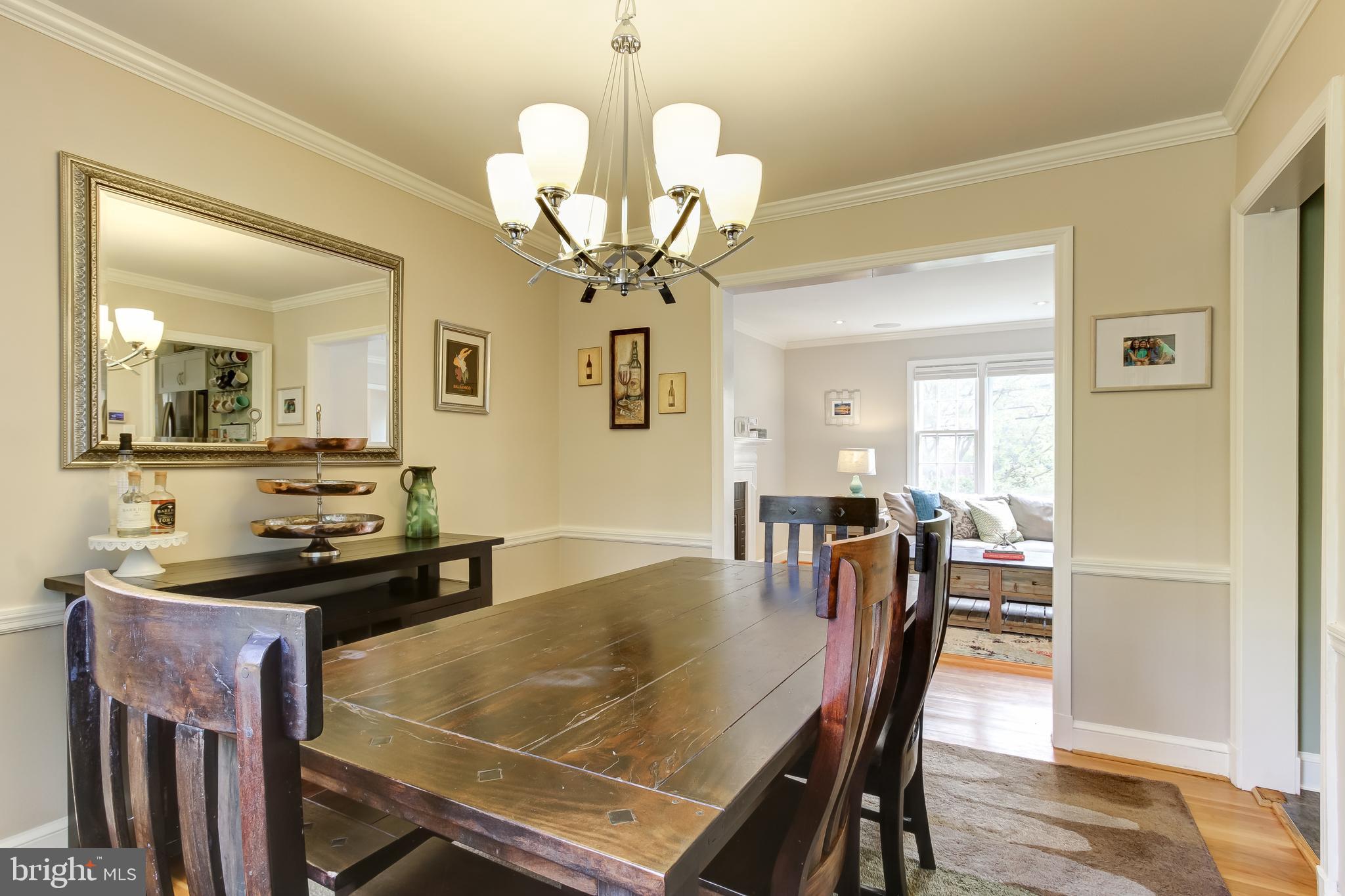405 Mansfield Road Silver Spring, MD 20910 - Photo 10 of 47 Dining Room connects to kitchen and living room