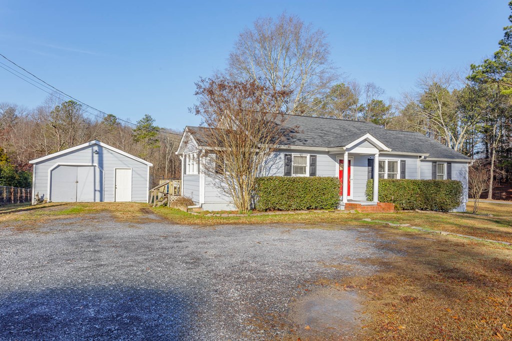 611 Beaverdale Road Northeast Dalton, GA 30721 - Photo 2 of 33 Gallery Image 2