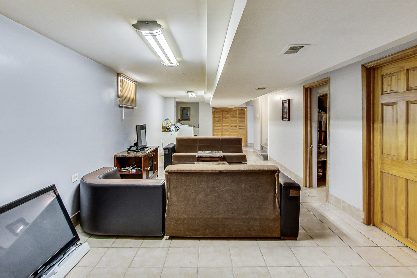 Undisclosed Address Chicago, IL 60625 - Photo 22 of 30 a kitchen with stainless steel appliances granite countertop a stove a sink dishwasher and a refrigerator