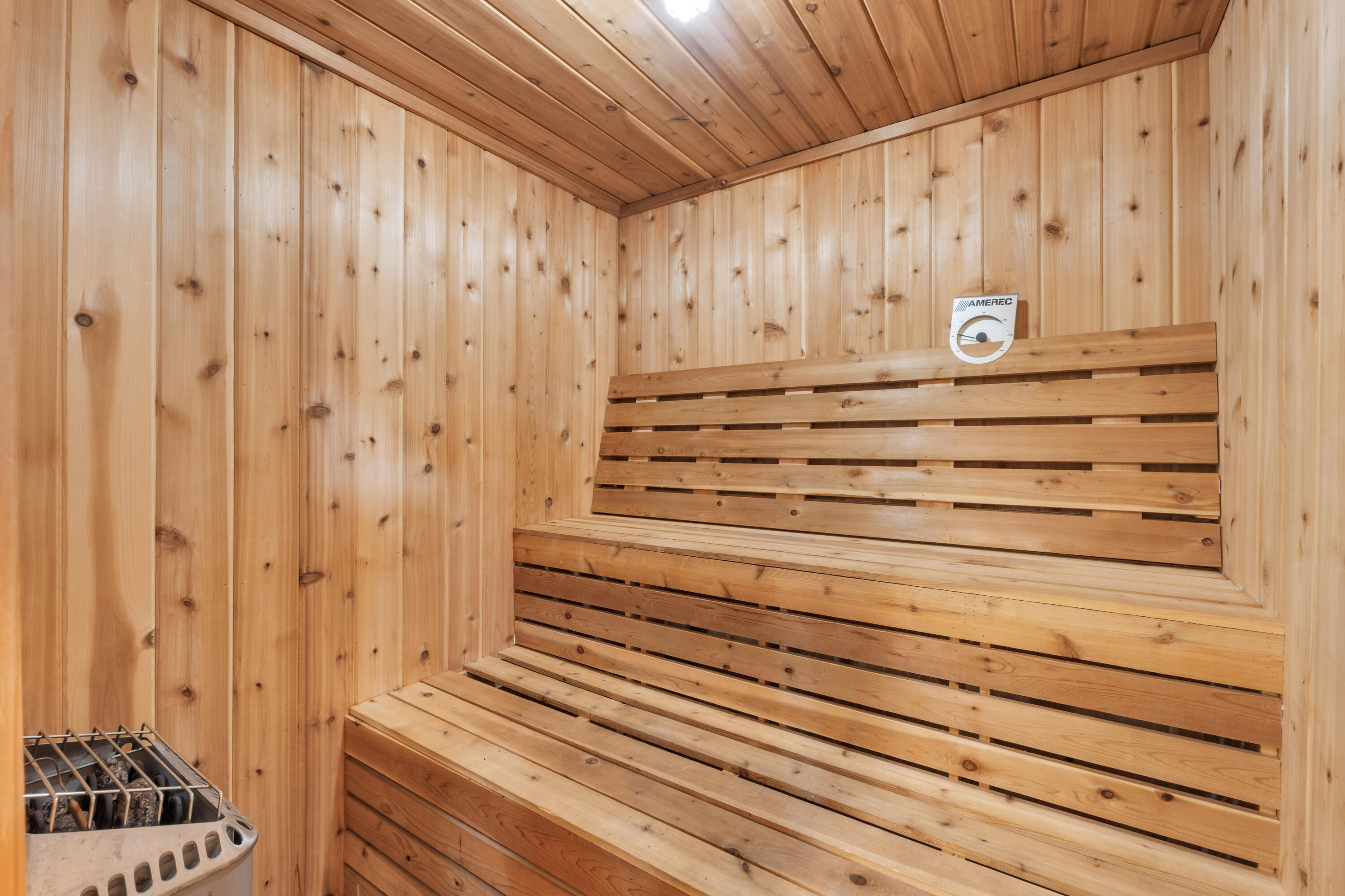 301 Cambridge Road, Unit 202 Hollywood, FL 33024 - Photo 37 of 38 Sauna