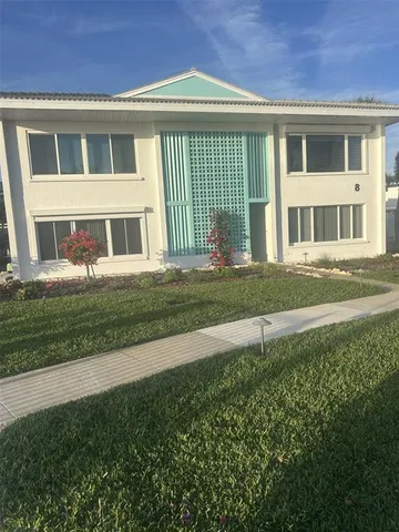 $1,145,000 | 5400 Gulf Drive, Unit 32, Holmes Beach, FL 34217