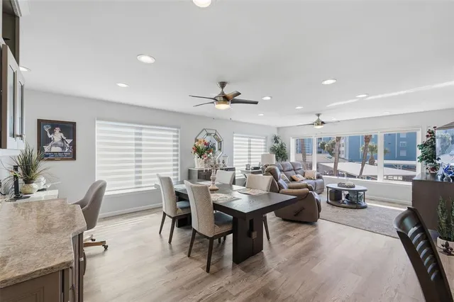 $1,145,000 | 5400 Gulf Drive, Unit 32, Holmes Beach, FL 34217