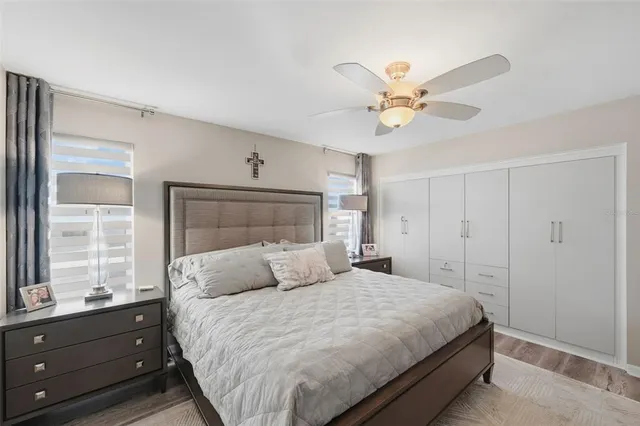 $1,145,000 | 5400 Gulf Drive, Unit 32, Holmes Beach, FL 34217