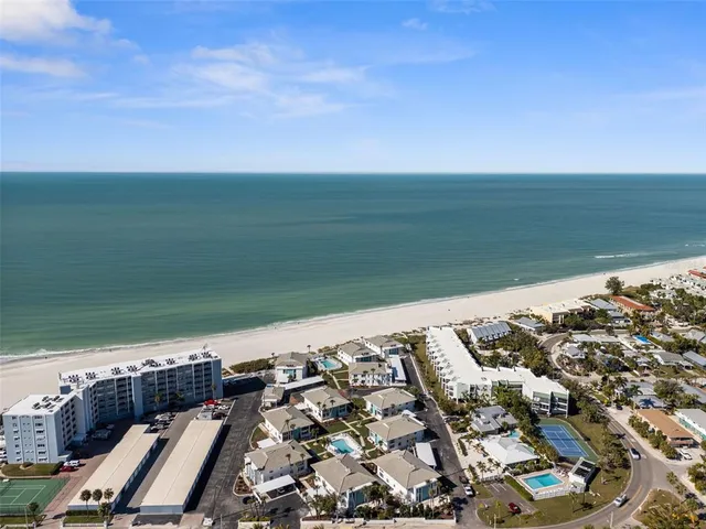$1,145,000 | 5400 Gulf Drive, Unit 32, Holmes Beach, FL 34217