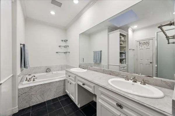 $675,000 | 2939 Sackett Street, Houston, TX 77098