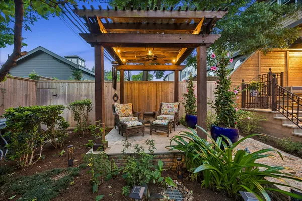 $675,000 | 2939 Sackett Street, Houston, TX 77098