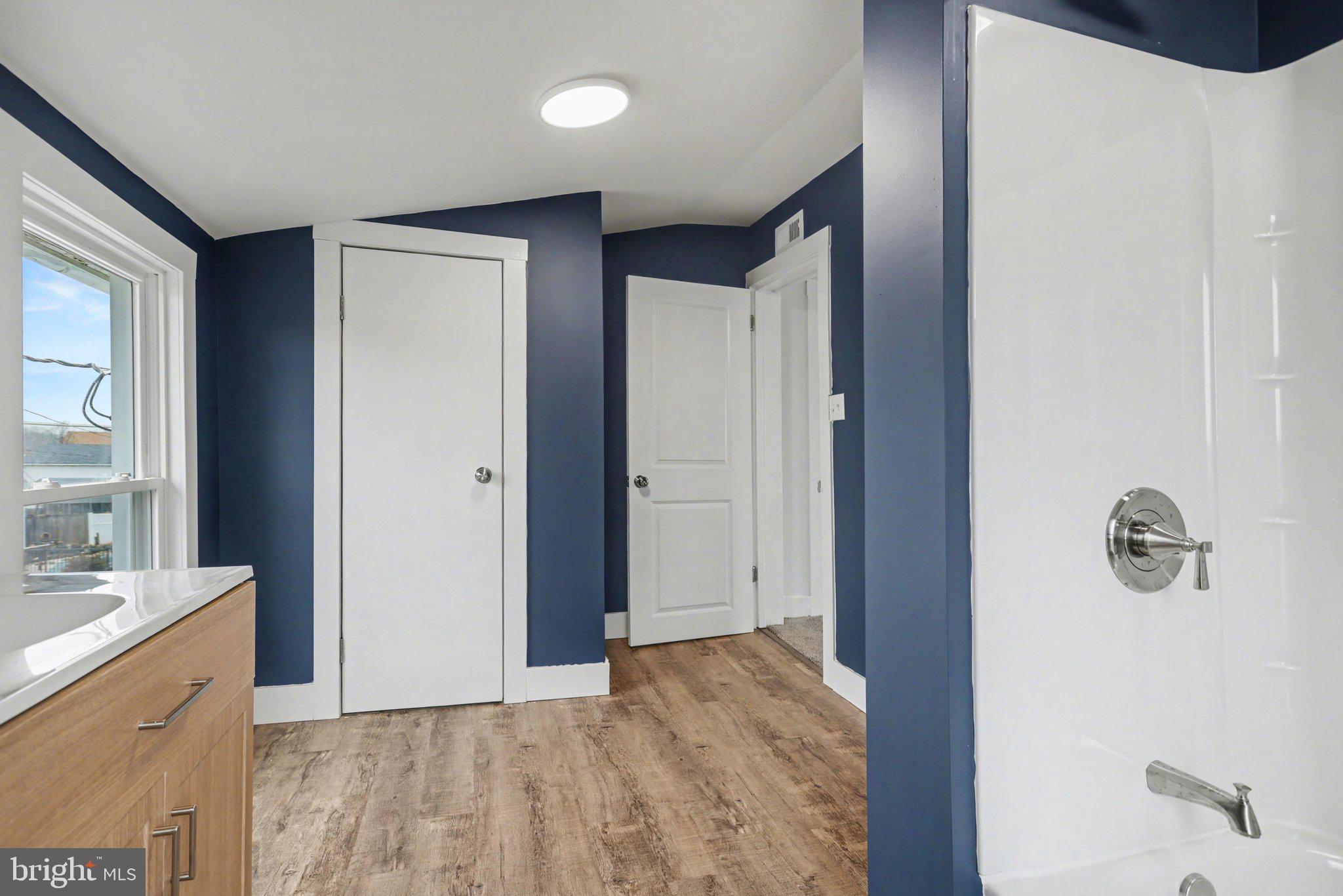 1915 Old Taneytown Road Westminster, MD 21158 - Photo 20 of 29 Upstairs bath