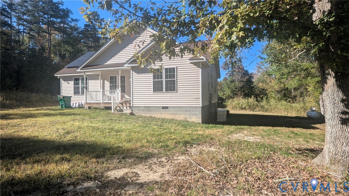 24580 St James Road Jetersville, VA 23083 - Photo 17 of 48 Single-story residence featuring light-colored sid