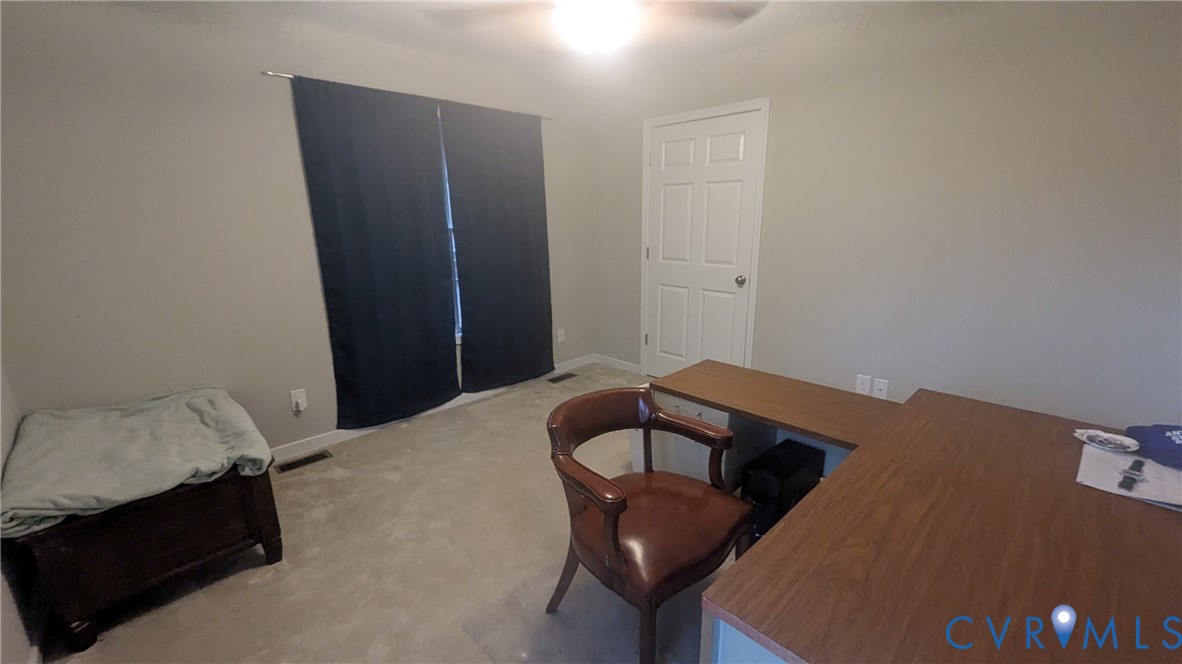 24580 St James Road Jetersville, VA 23083 - Photo 26 of 48 Spacious interior room featuring light gray wall p
