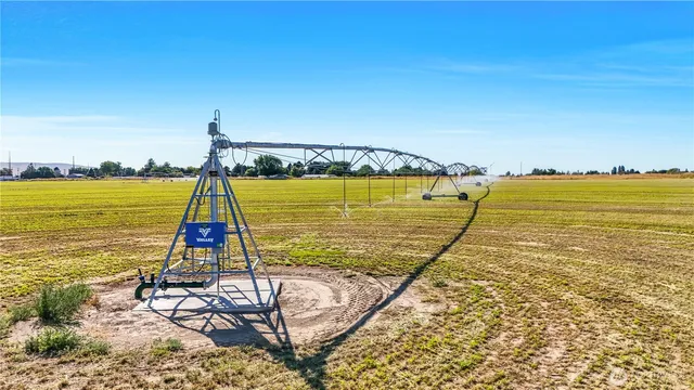 $1,450,000 | -na South Taylor Road, Othello, WA 99344