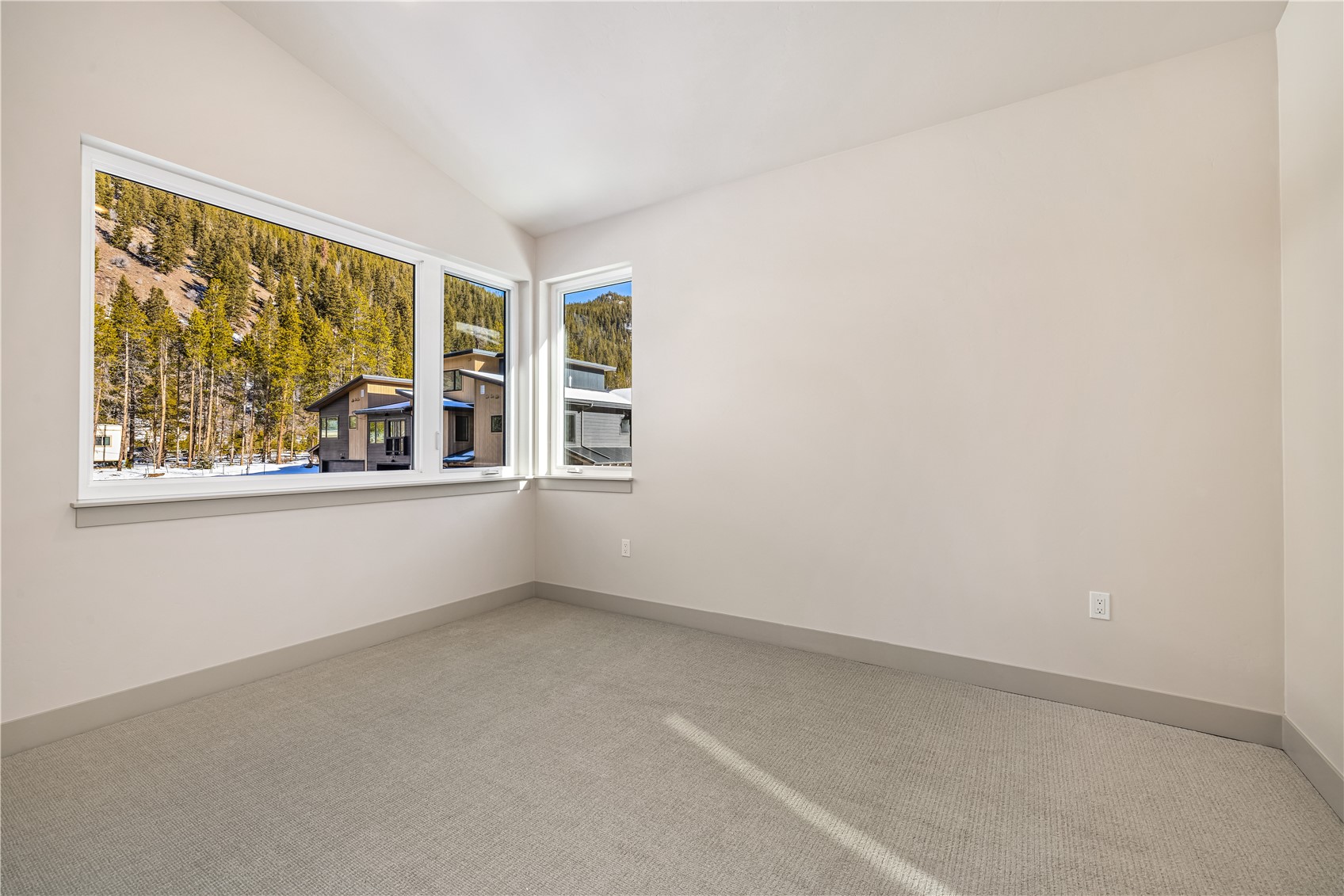 628 Montezuma Road, Unit D1 Keystone, CO 80435 - Photo 12 of 31