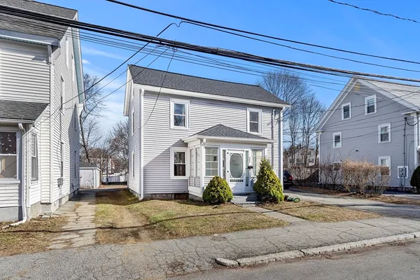 $495,000 | 21 Chestnut Street, Woburn, MA 01801