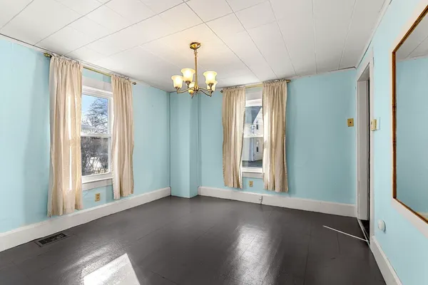 $495,000 | 21 Chestnut Street, Woburn, MA 01801