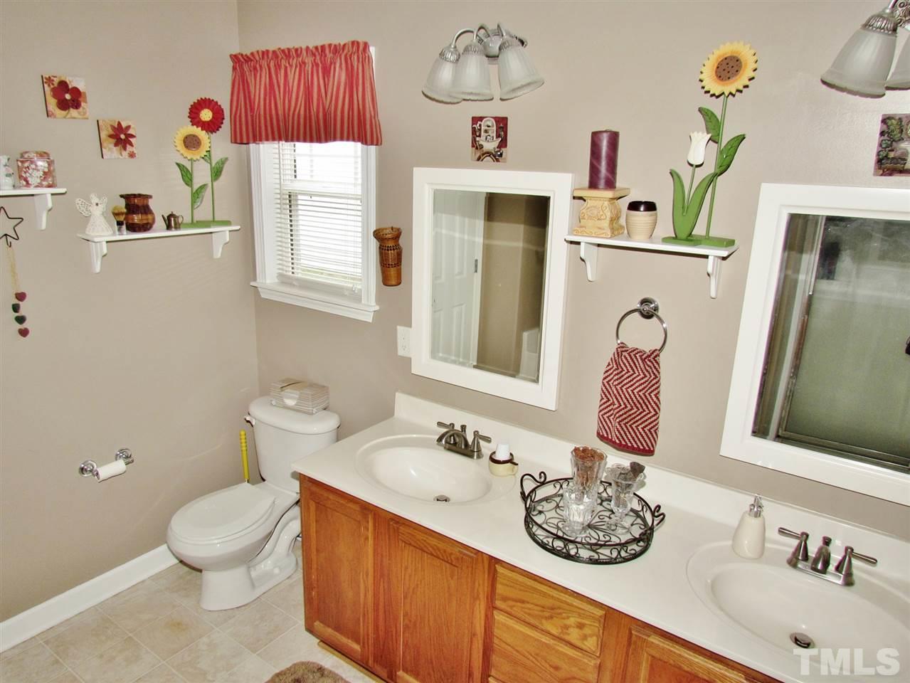 4045 Landover Lane Raleigh, NC 27616 - Photo 15 of 25 Gallery Image 15