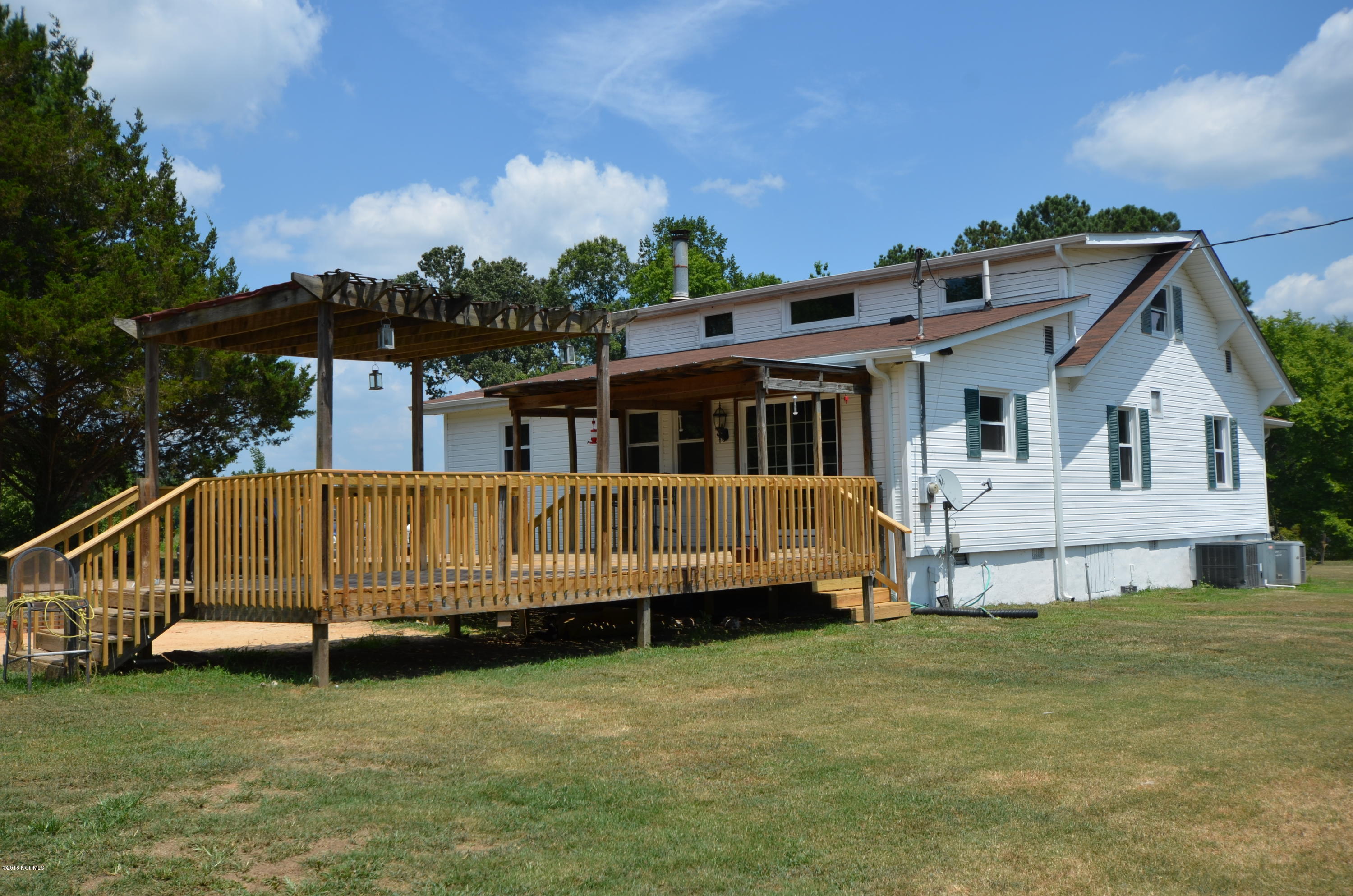8368 Edwards Road Castalia, NC 27816 - Photo 4 of 29 new rear