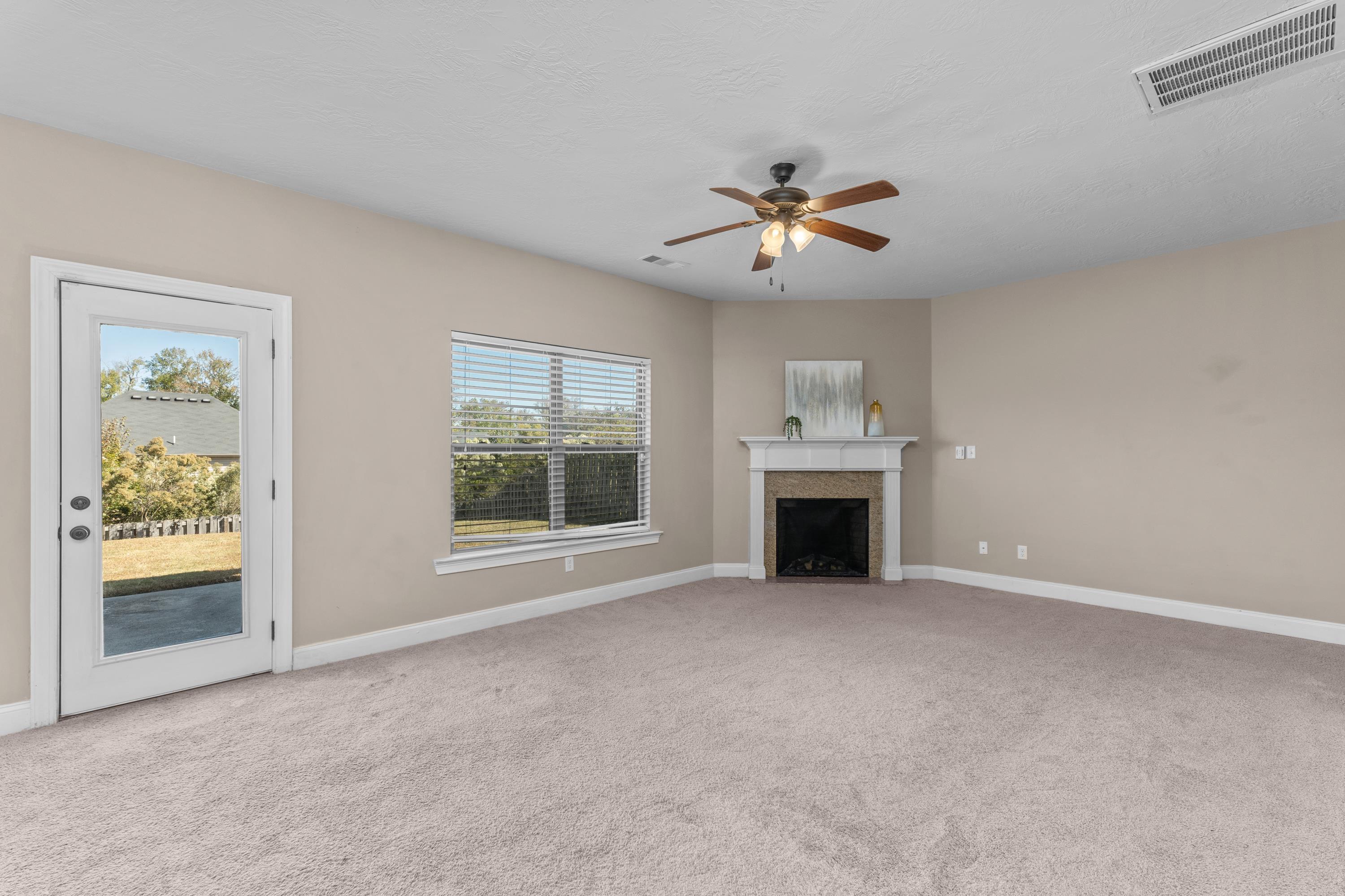 3915 Griese Lane Grovetown, GA 30813 - Photo 15 of 30 Great room (2)