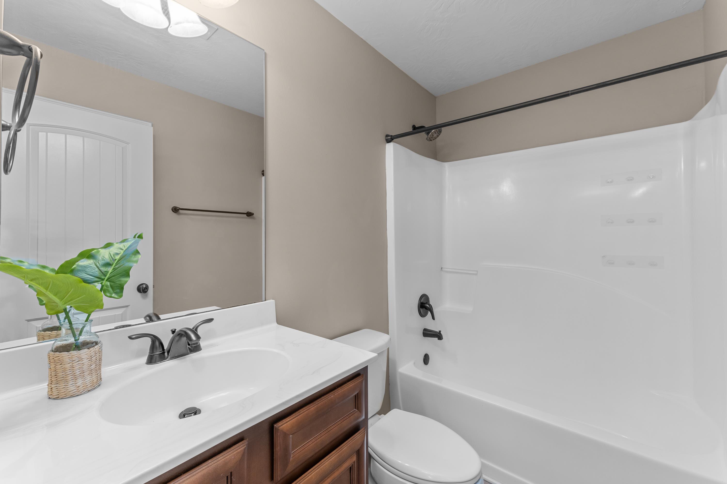 3915 Griese Lane Grovetown, GA 30813 - Photo 26 of 30 Bathroom 2
