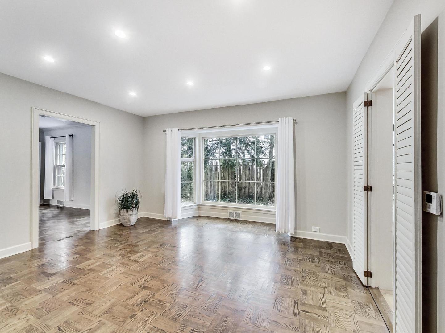 2929 Indianwood Road Wilmette, IL 60091 - Photo 6 of 28