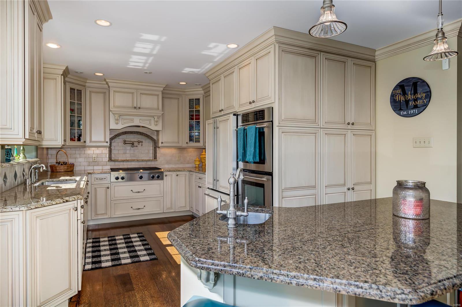 9222 Sappington Road St. Louis, MO 63126 - Photo 7 of 62 Gallery Image 7
