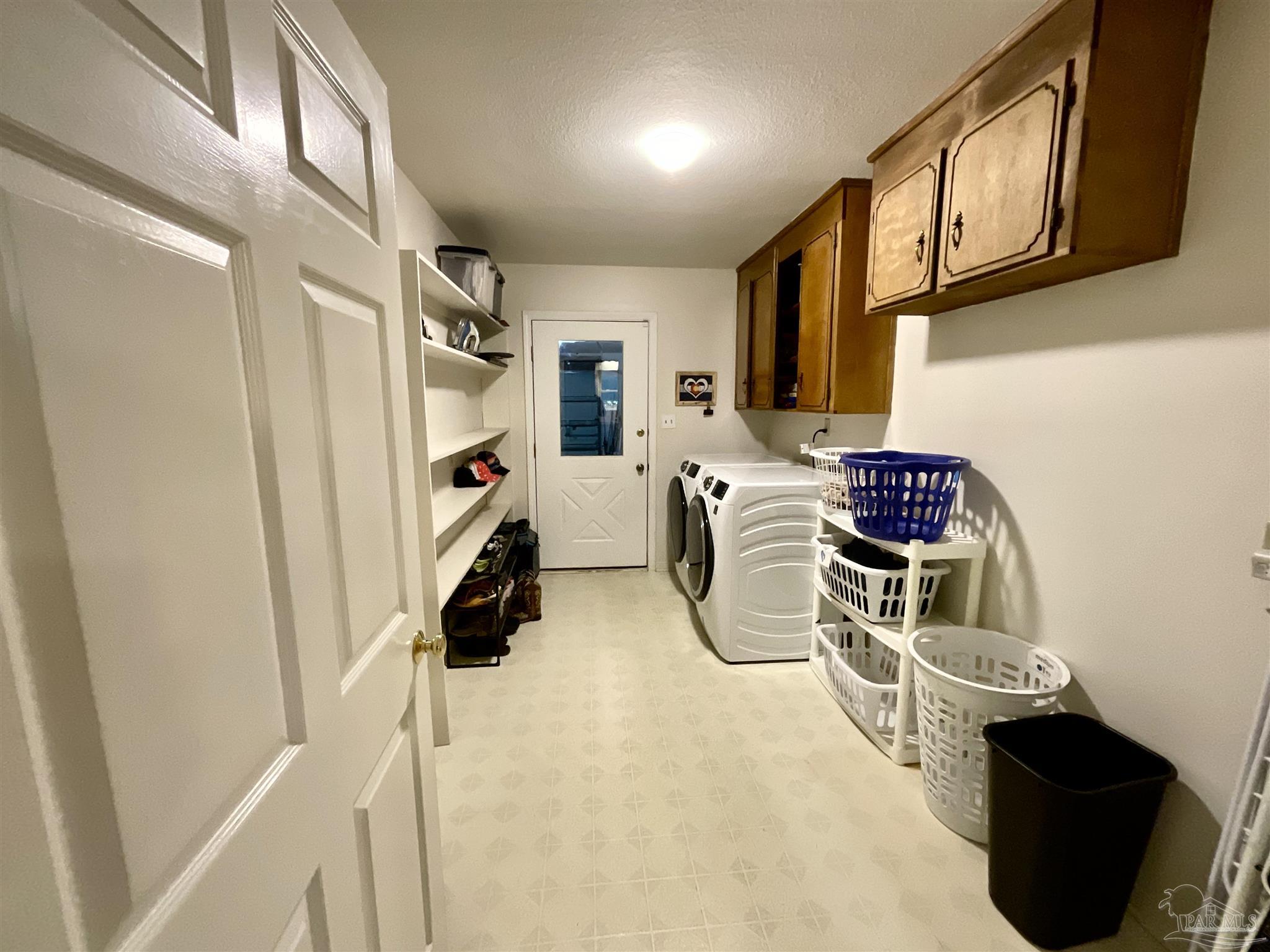 5176 Rowe Trail Pace, FL 32571 - Photo 31 of 72 Gallery Image 31