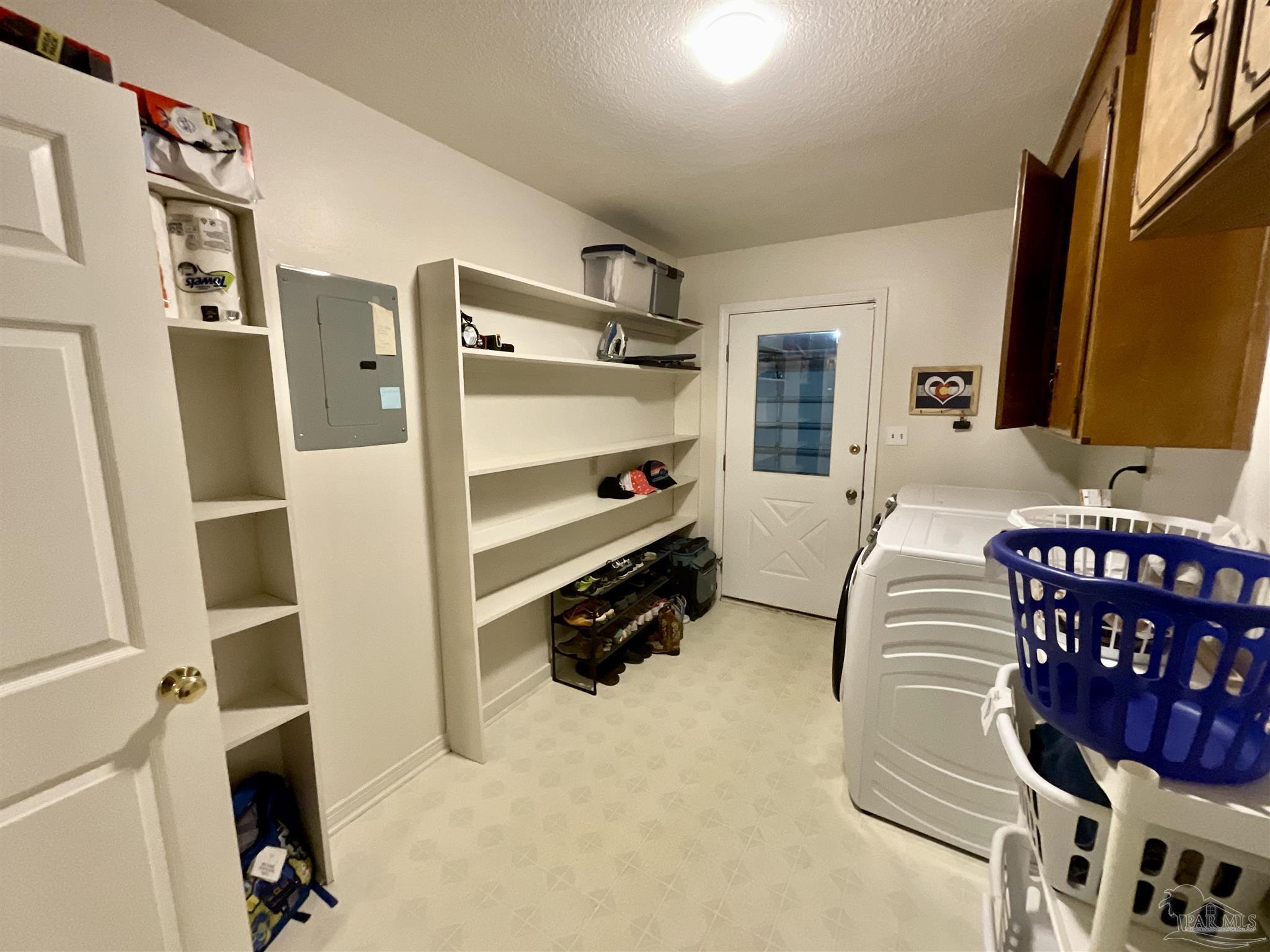 5176 Rowe Trail Pace, FL 32571 - Photo 32 of 72 Gallery Image 32