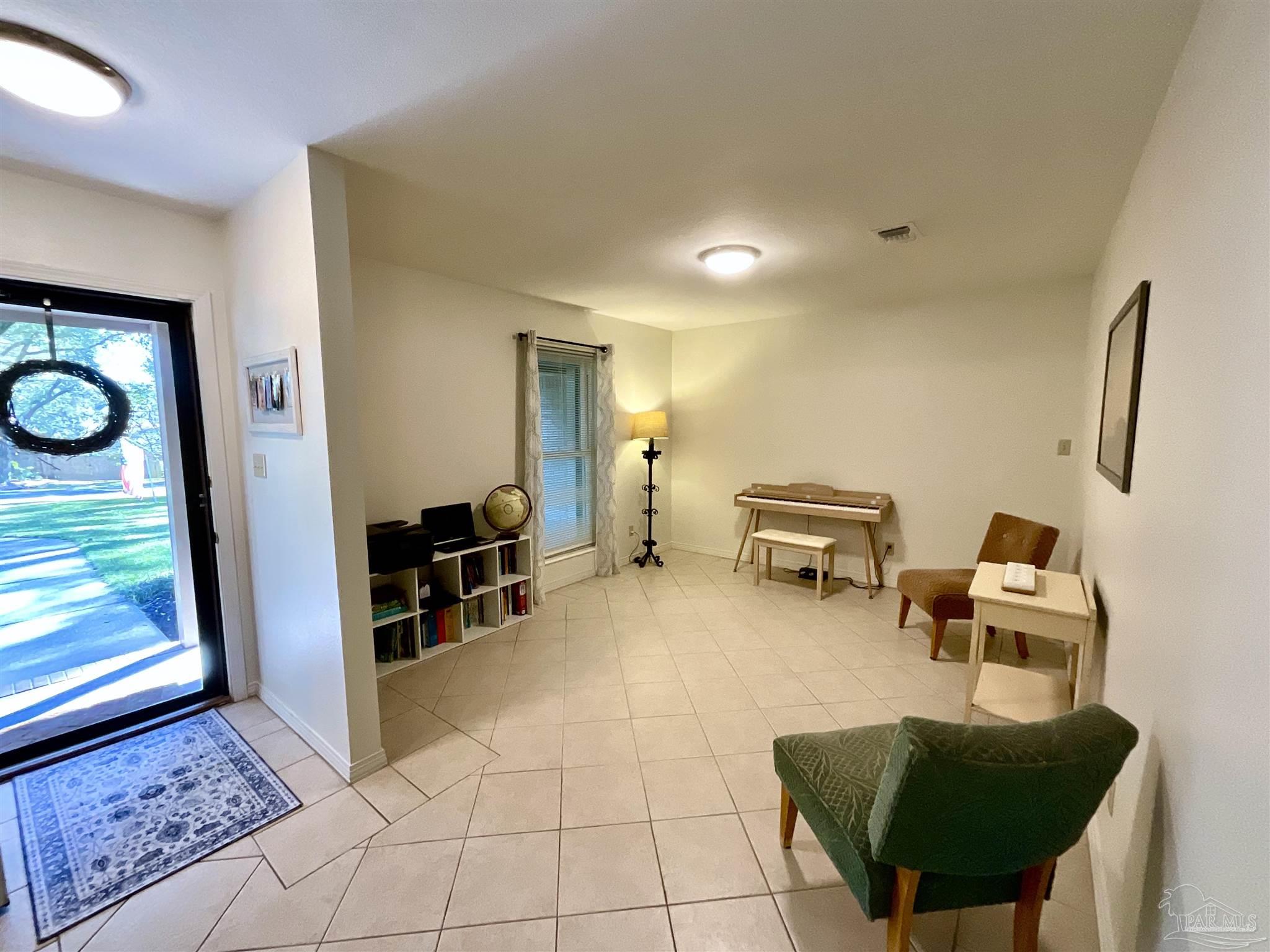 5176 Rowe Trail Pace, FL 32571 - Photo 8 of 72 Gallery Image 8