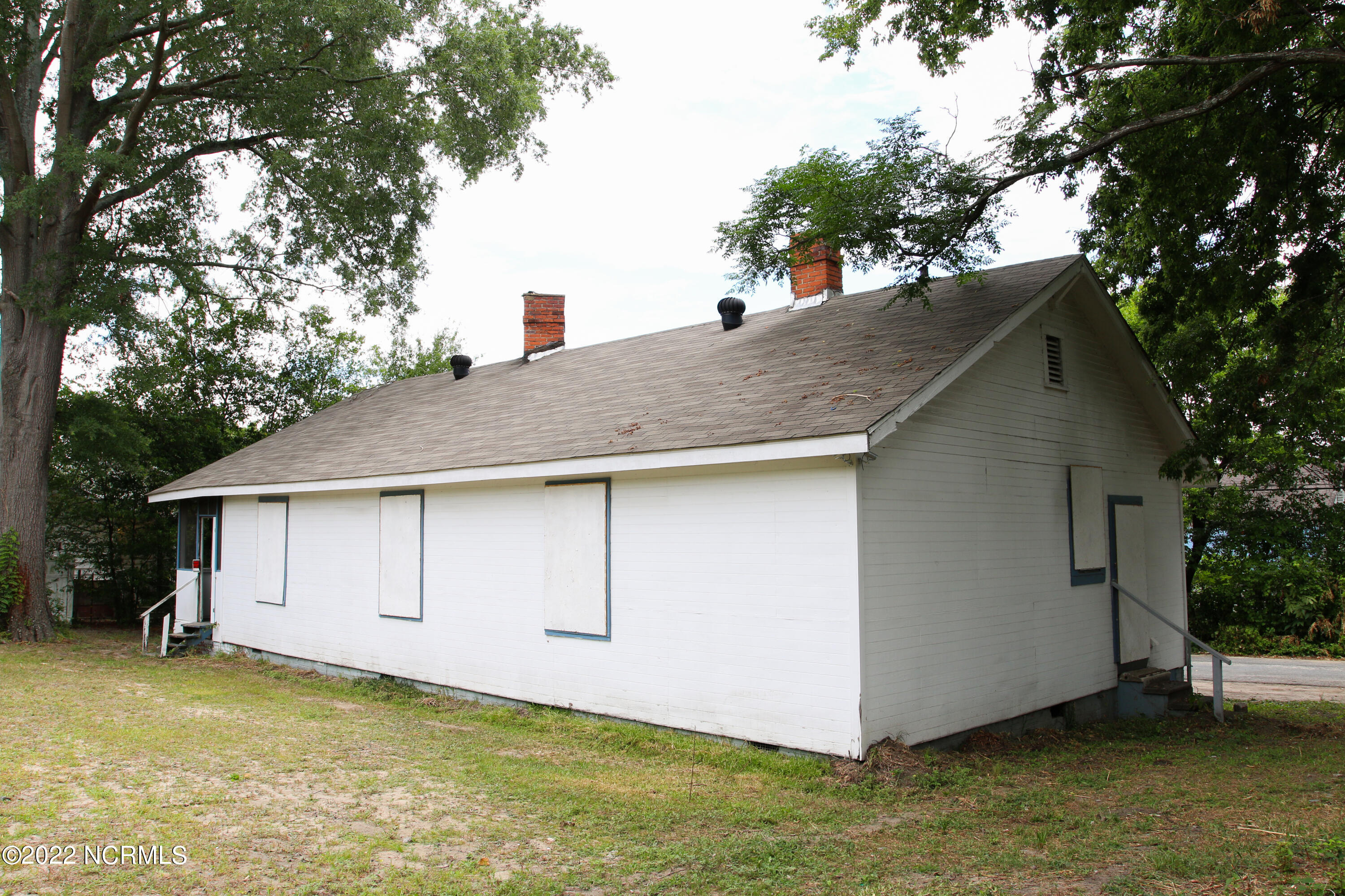 41 Aleo 6th Avenue Rockingham, NC 28379 - Photo 3 of 30 IMG_0007