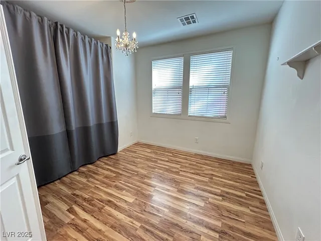 $2,900 | 5553 Fairmeade Way, Las Vegas, NV 89135