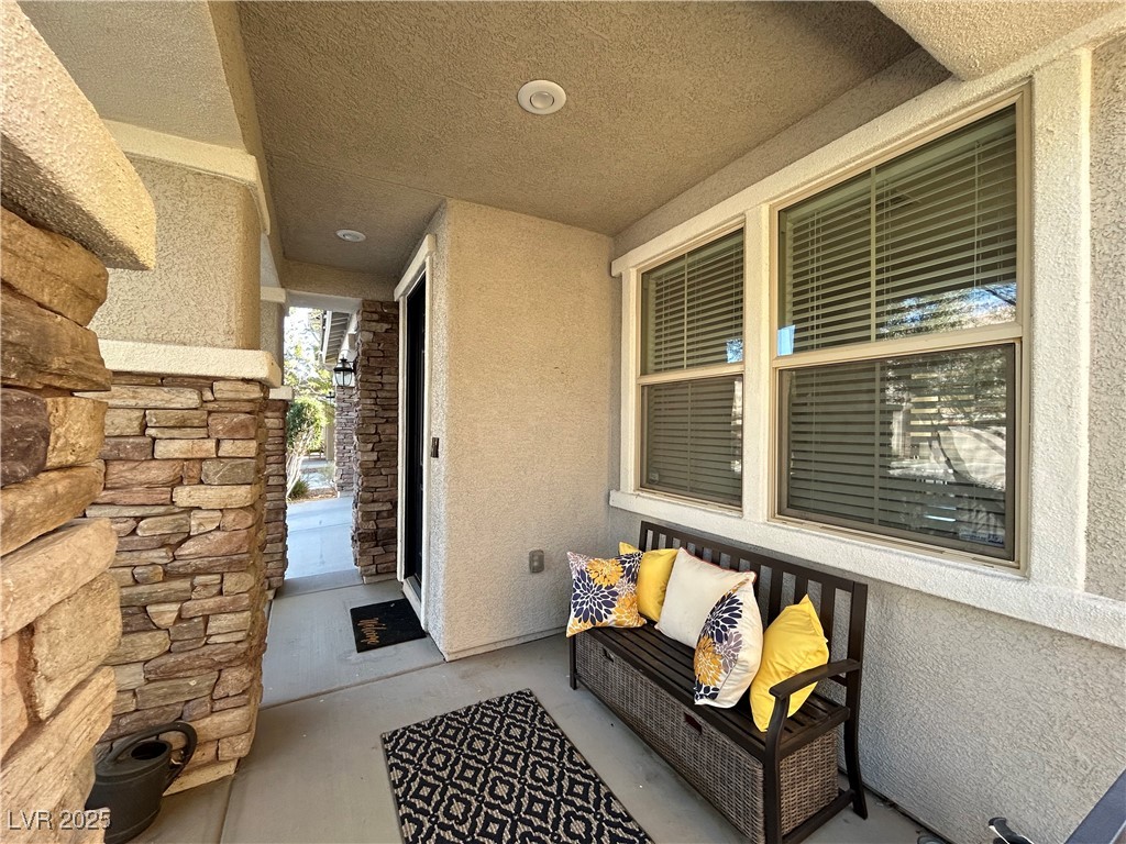 5553 Fairmeade Way Las Vegas, NV 89135 - Photo 2 of 42 View of patio