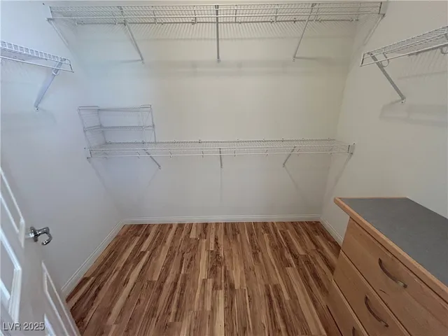 $2,900 | 5553 Fairmeade Way, Las Vegas, NV 89135