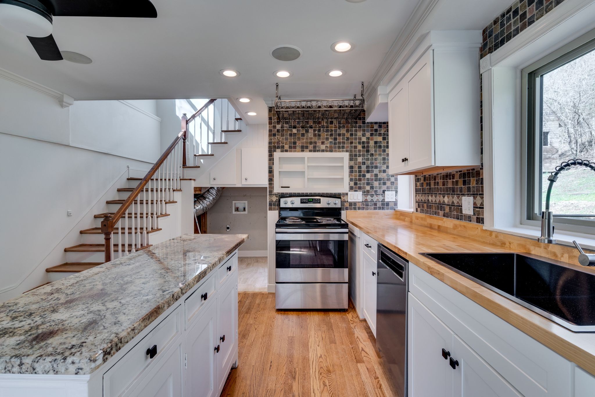 3609 Edgar Dillard Road Greenbrier, TN 37073 - Photo 9 of 36 Gallery Image 9