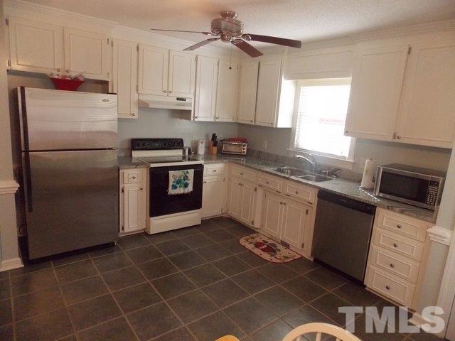 601 Chapwith Road Garner, NC 27529 - Photo 3 of 14 Gallery Image 3