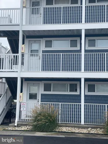 $1,700 | 225 26th Street, Unit 16, Ocean City, MD 21842