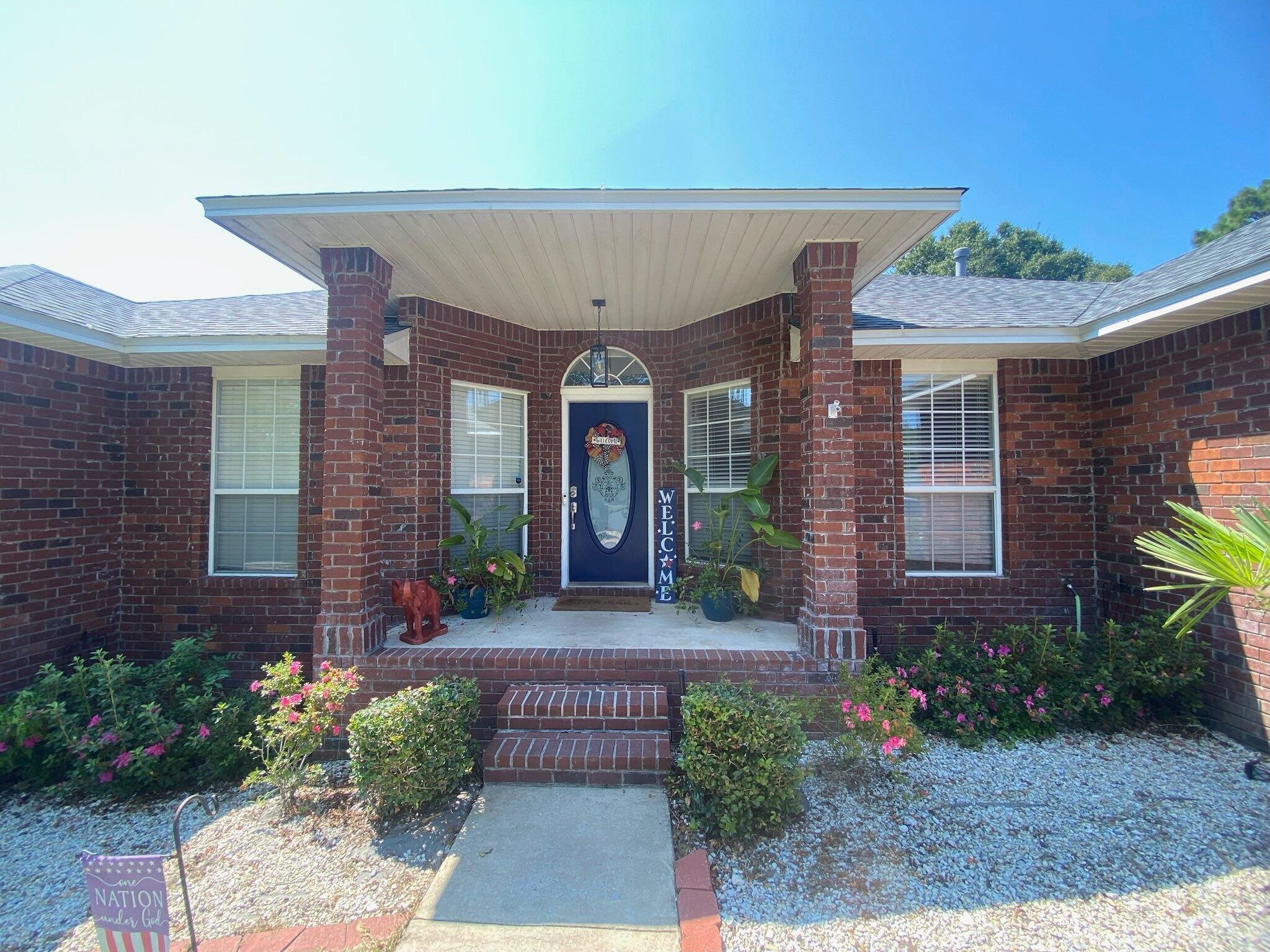 421 Swift Fox Run Crestview, FL 32536 - Photo 10 of 35 Welcome to a Wonderful Family Home