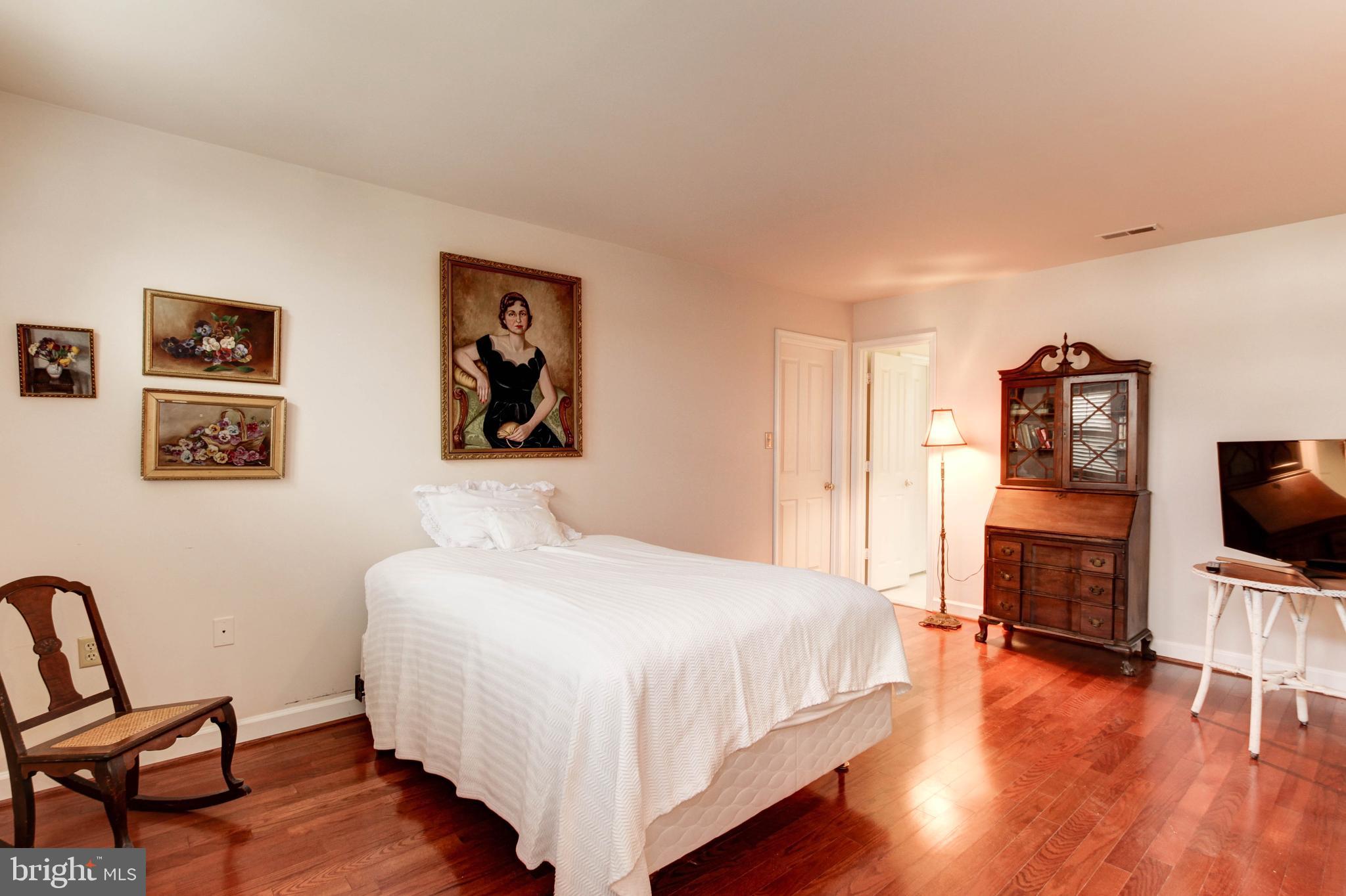 901 Mill Pond Road Frederick, MD 21701 - Photo 21 of 65 1st Main level bedroom