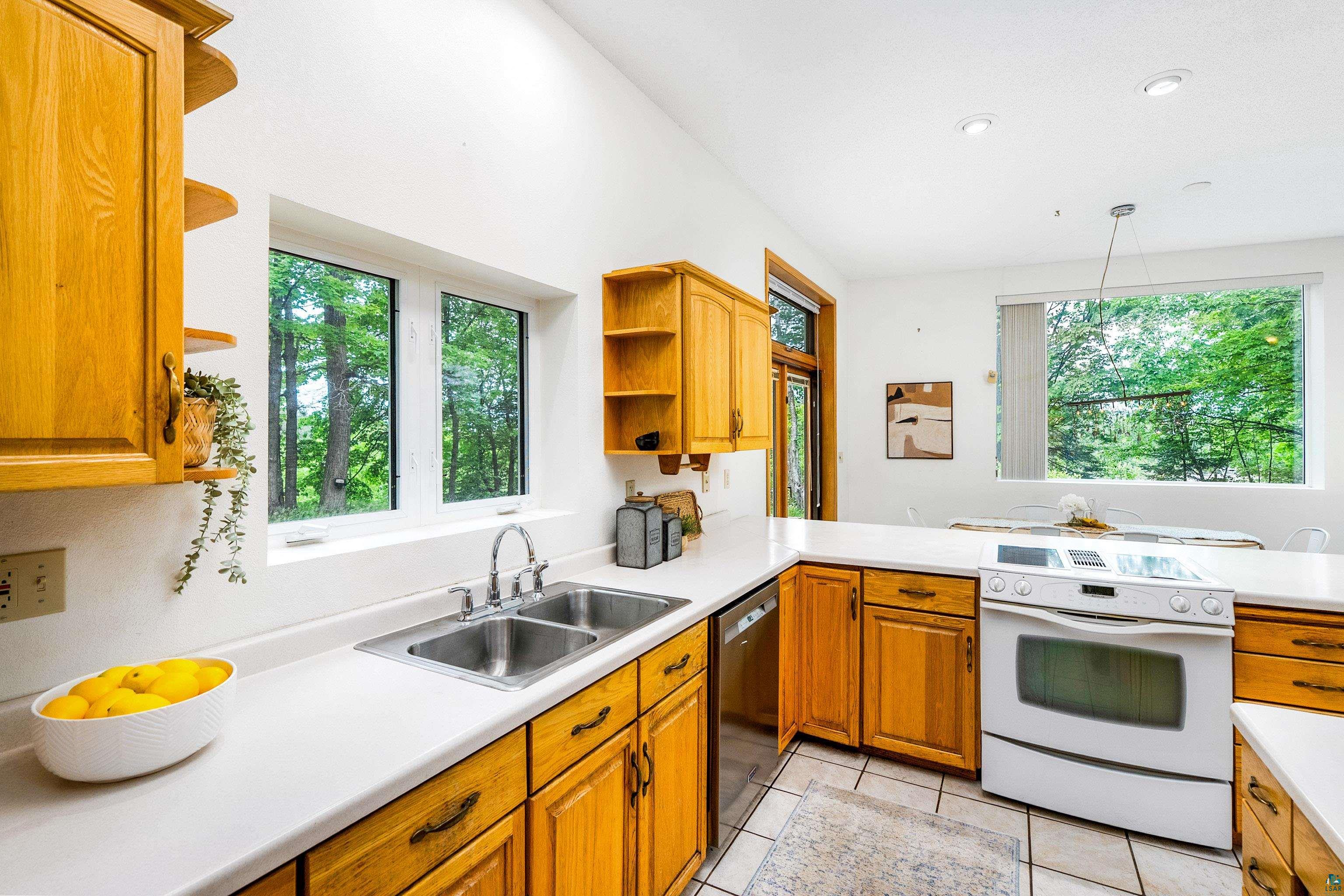 6908 West Van Road Duluth, MN 55803 - Photo 14 of 45