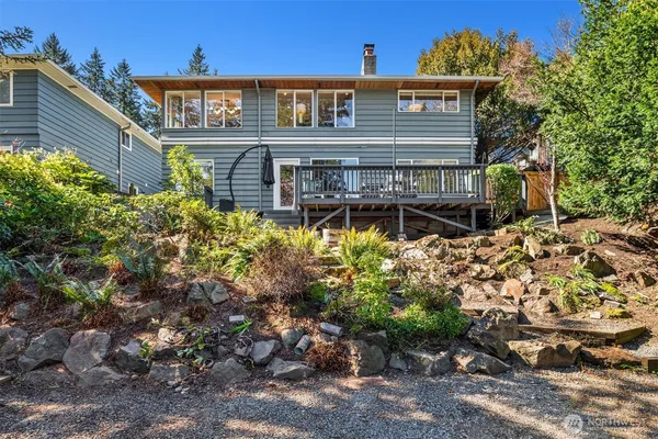 $1,050,000 | 11544 24th Avenue Northeast, Seattle, WA 98125