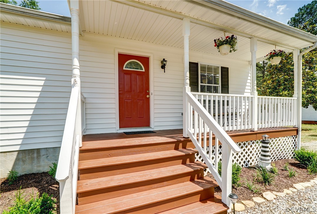 1017 Riverside Drive Lanexa, VA 23089 - Photo 6 of 35 Gallery Image 6