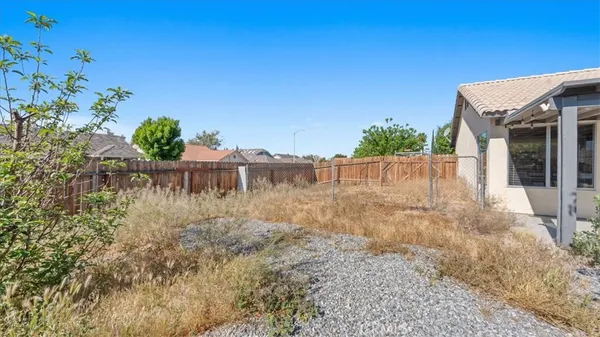 $374,999 | 15711 Garnet Cove, Victorville, CA 92394