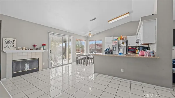 $374,999 | 15711 Garnet Cove, Victorville, CA 92394