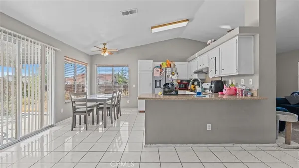 $374,999 | 15711 Garnet Cove, Victorville, CA 92394