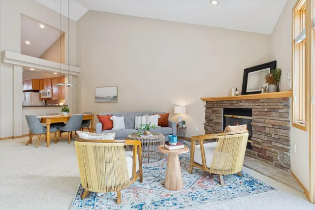 $560,000 | 4185 Yuma Lane North, Plymouth, MN 55446