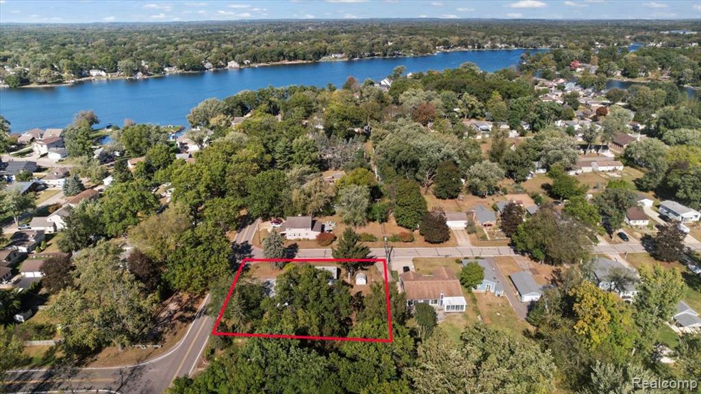 1588 Ladd Road Wolverine Lake, MI 48390 - Photo 2 of 35