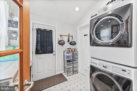 $399,000 | 1857 Eckard Avenue, Abington, PA 19001